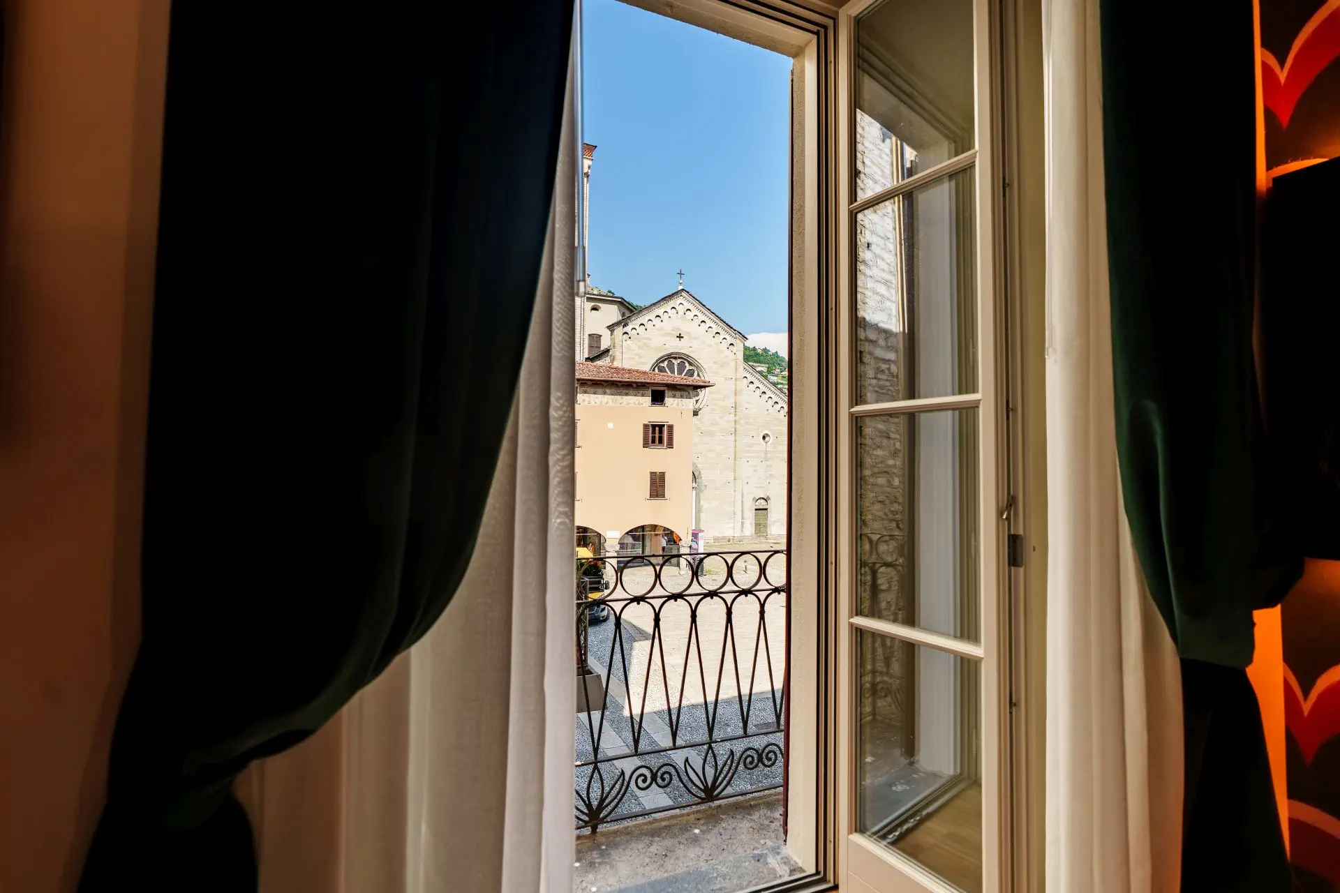 Como Suites -Suite 6 - 016